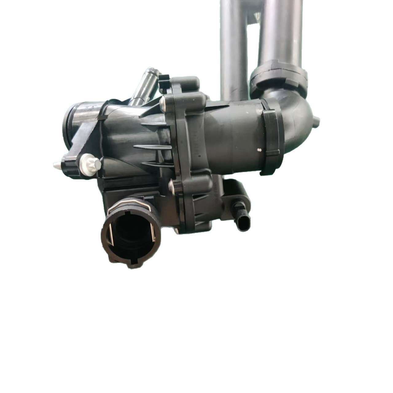 2742003300 2742000615 2742000015 Is Suitable for Mercedes-Benz Thermostat