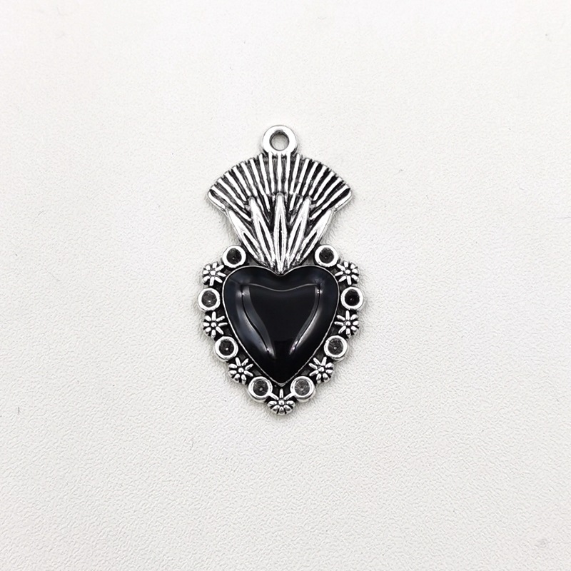 Zinc alloy Material Heart Shape Pattern Inlay Design 1 Piece Zinc Alloy Rhinestones Heart Shape Pendant
