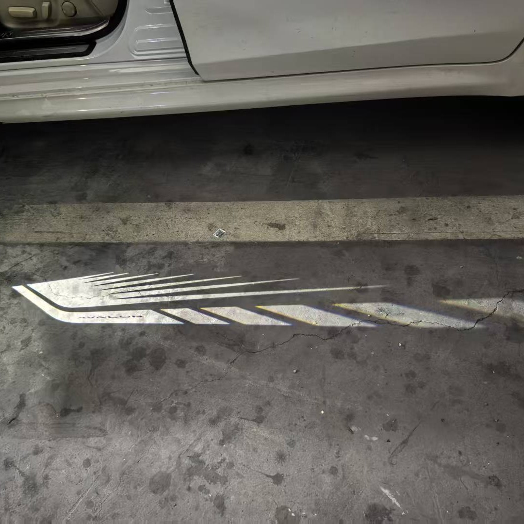 Aplicable a la lámpara de bienvenida del dragón asiático de Toyota, lámpara de puerta de vidrio sin desvanecimiento, lámpara de piso image 2