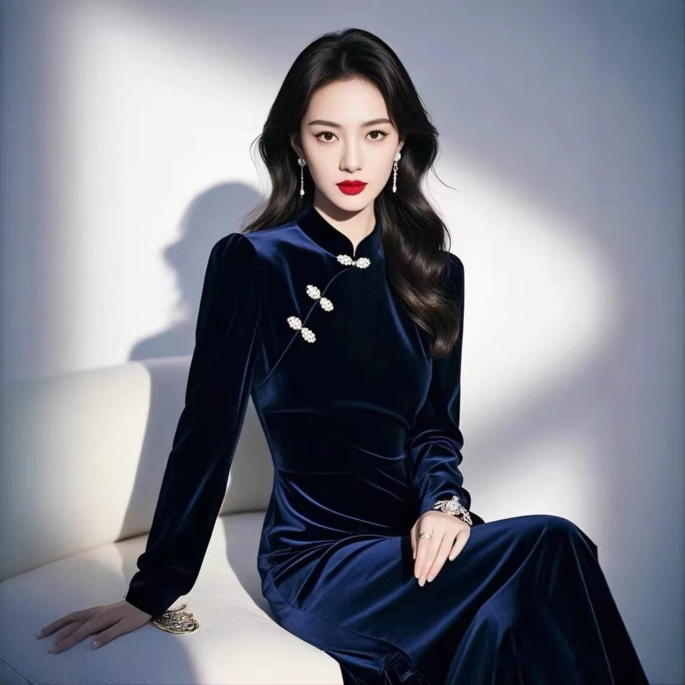 가을 2024 새로운 벨벳 원피스 새로운 중국 스타일 국가 스타일 라이트 럭셔리 하이 엔드 느낌 버튼 어린이를위한 청삼 원피스 개선