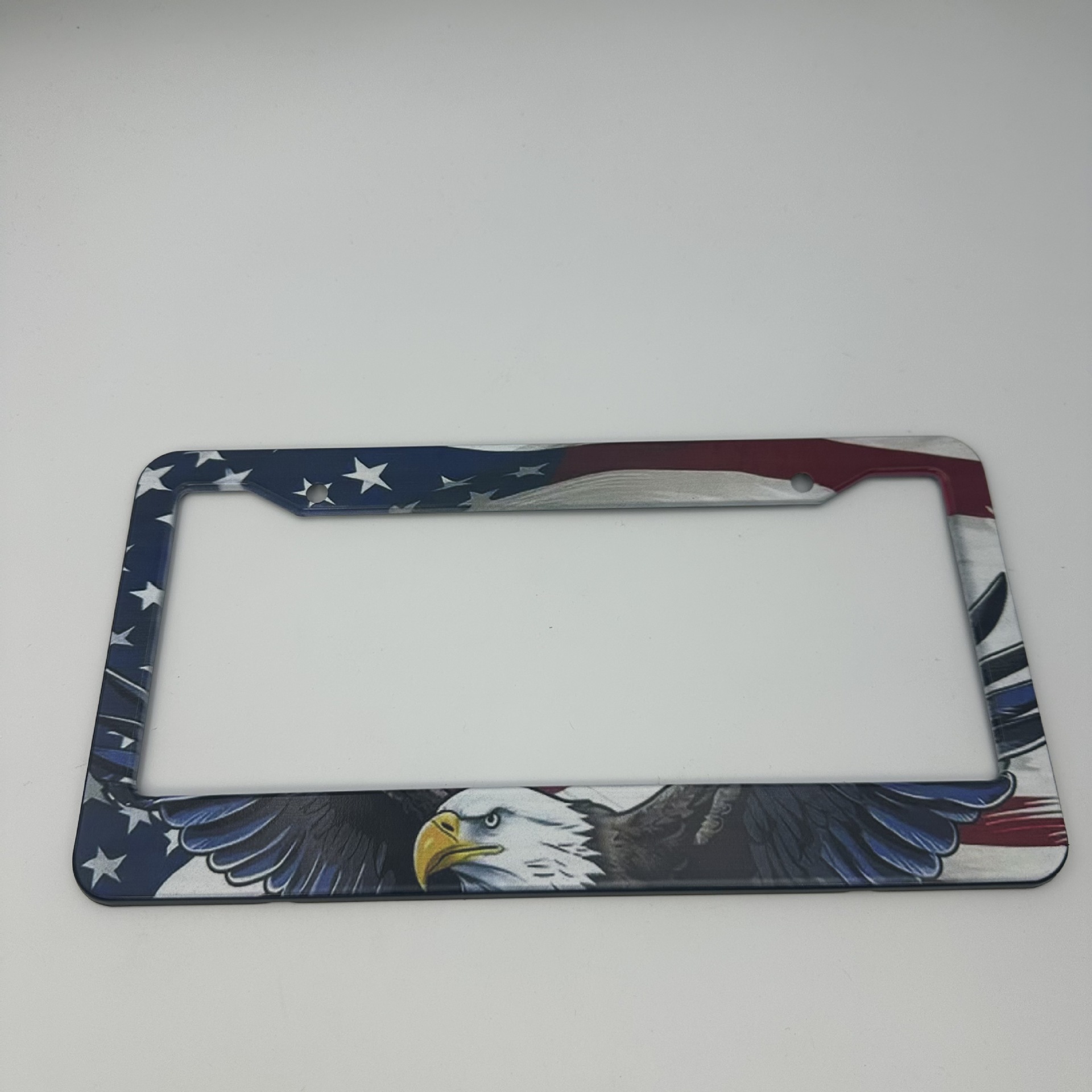 American Standard Aluminum Alloy License Plate Frame with Personalized Flying Eagle Full-Print Design, Thickened and Anti-Detachment, Export License Plate Holder, Customizable