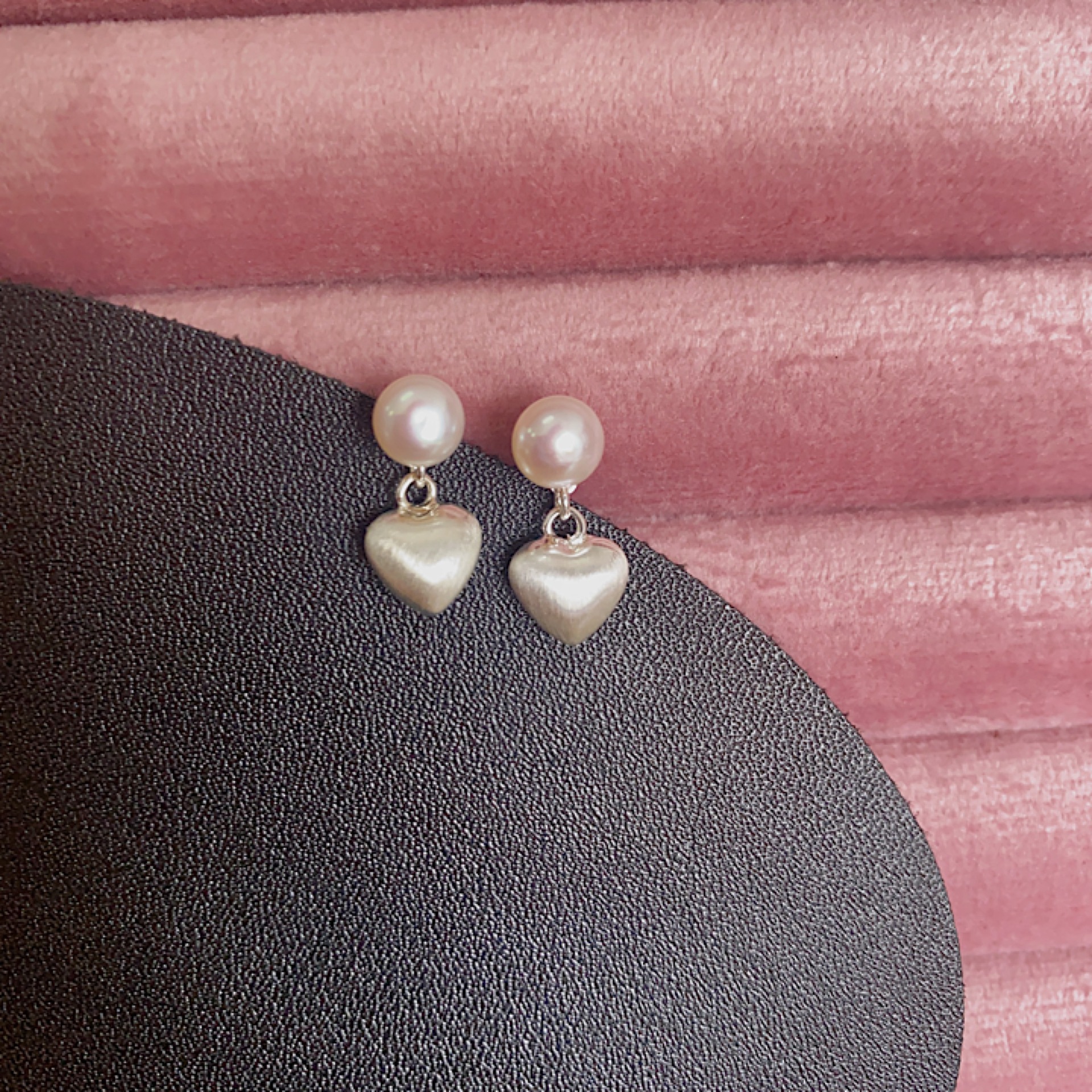 Sweet Heart Shape Copper Plating Inlay Freshwater Pearl Drop Earrings 1 Pair display picture 3