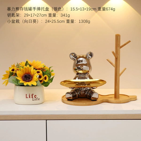 Silver/sunflower model