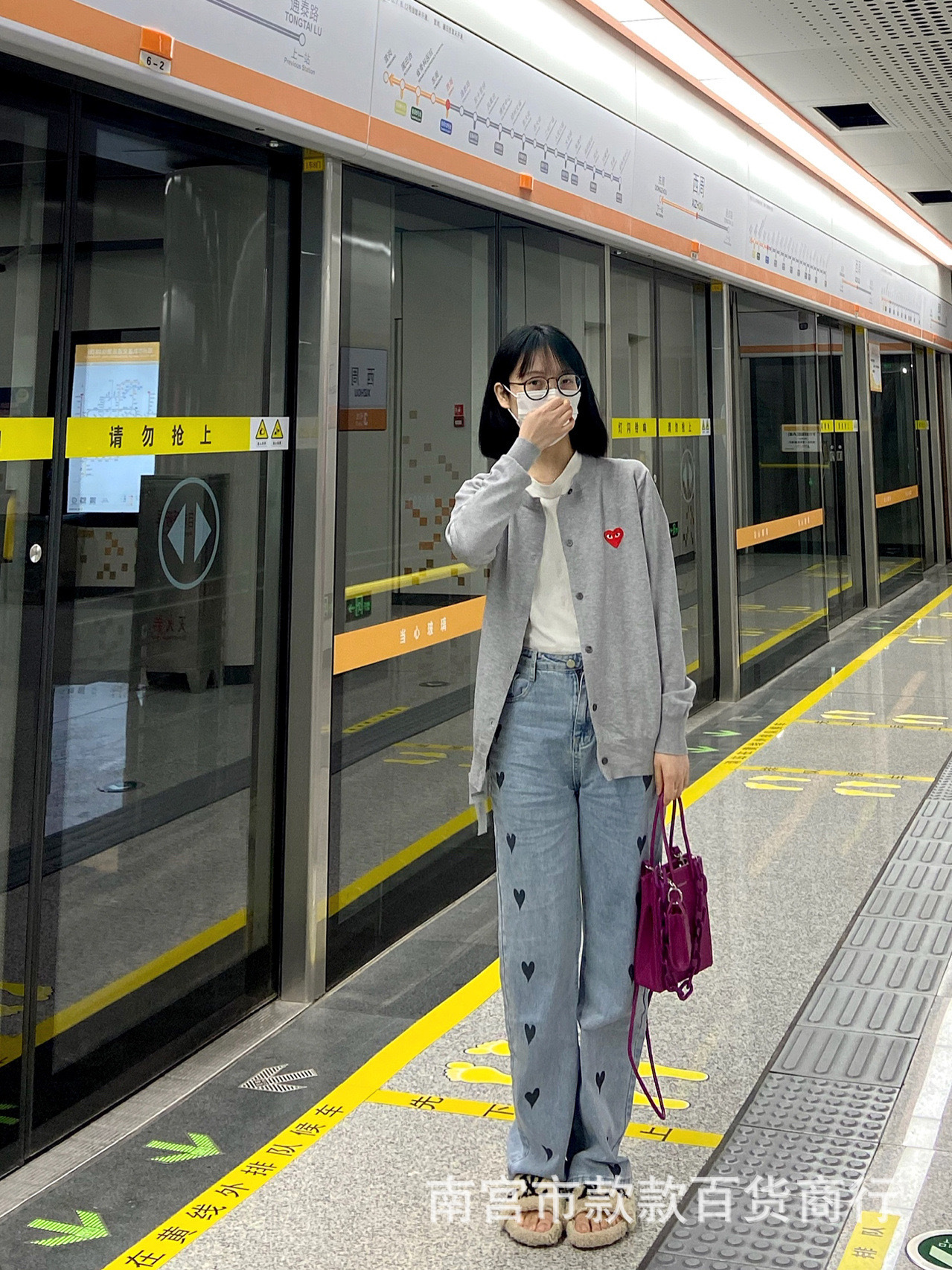 日本のニットセーター、川久保田風セーター、カーディガン、カップル・親子お揃い、メンズゆったりハート柄ウールセーター、保陵風インナー