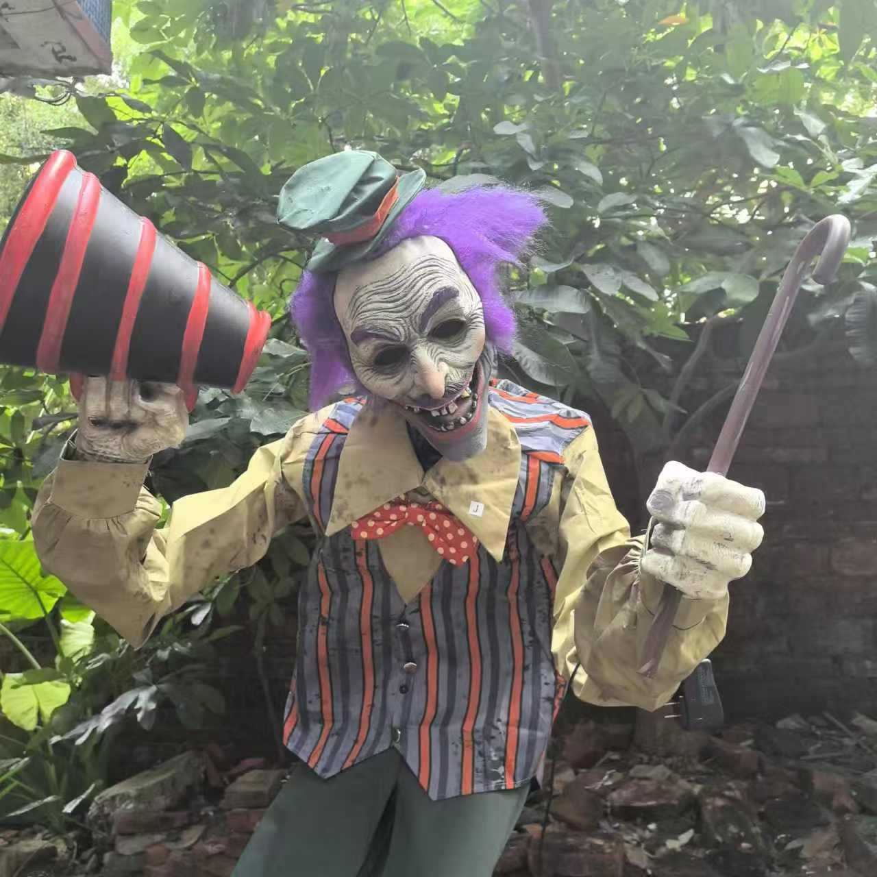 Nuevo diseño de escena de casa embrujada, caja luminosa eléctrica, accesorios de payaso, accesorios de terror de Halloween, adornos de fantasmas al por mayor