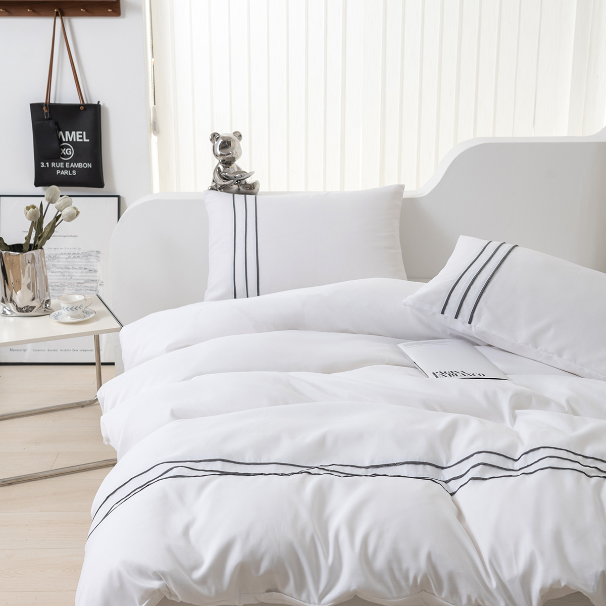 跨境外贸家纺套件新品床上用品纯色磨毛酒店风嵌线工艺款被套套件