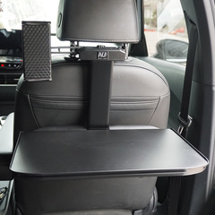 車の上の小さい机の板はテーブルの後ろの車内を畳んで食事をします。車の上の後部座席は車用のコンピュータのテーブルの板を勉強します。