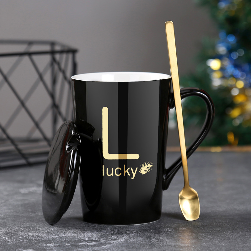 Tazas de cerámica de gran capacidad para hombres y mujeres con cubierta simple taza de café de leche de pareja de estudiantes taza de menú