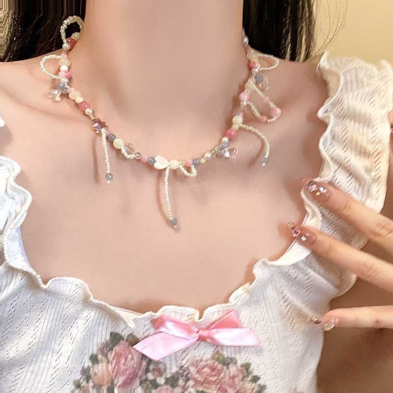 Collar con colgante de cuentas de estrella de color de verano, dulce femenino, pequeña cadena de clavícula fresca, estilo de vacaciones, collar de todo fósforo de nicho