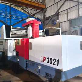 CNC龙门加工中心机床大型龙门加工中心龙门铣床台湾中古