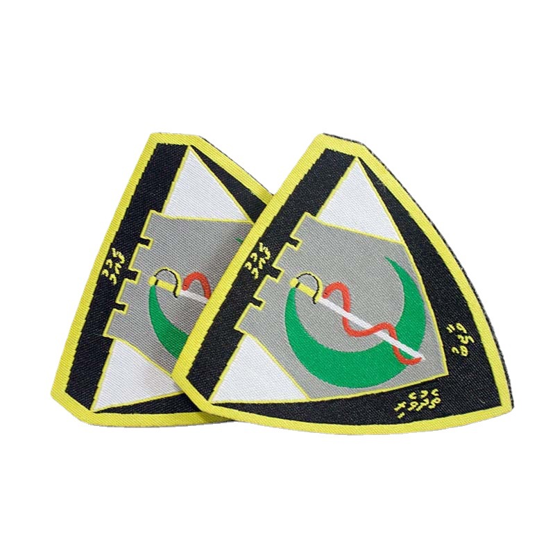 夹克衫织唛布贴辅料衣服背部补贴个性化包边图案 设计打样价优