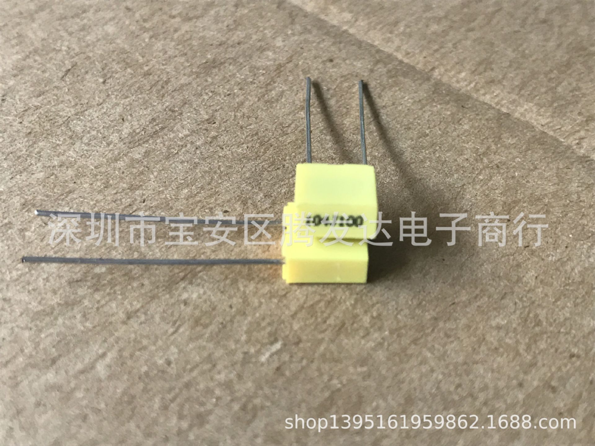 CL71校正电容器100V 104J 0.1UF 100NF 63V黄色灰色 超小型 P5mm