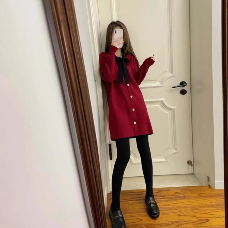 French-Style Small Fragrant Red Knitted Dress for Women, Autumn and Winter Christmas New Year Sweater Dress for Petite Figures French-Style Small Fragrant Red Knitted Dress for Women, Autumn and Winter Christmas New Year Sweater Dress for Petite Figures