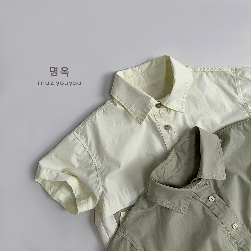 Camisas de mangas cortas para niños 2025 primavera y verano nuevos niños de 3 años de edad 5 bebés camisetas delgadas de ropa infantil coreana un cabello