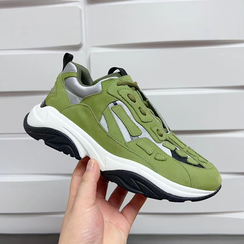 Comercio exterior estación europea marca de moda hueso malla transpirable costura cuero genuino zapatos del papá los hombres suela gruesa aumento zapatilla deporte