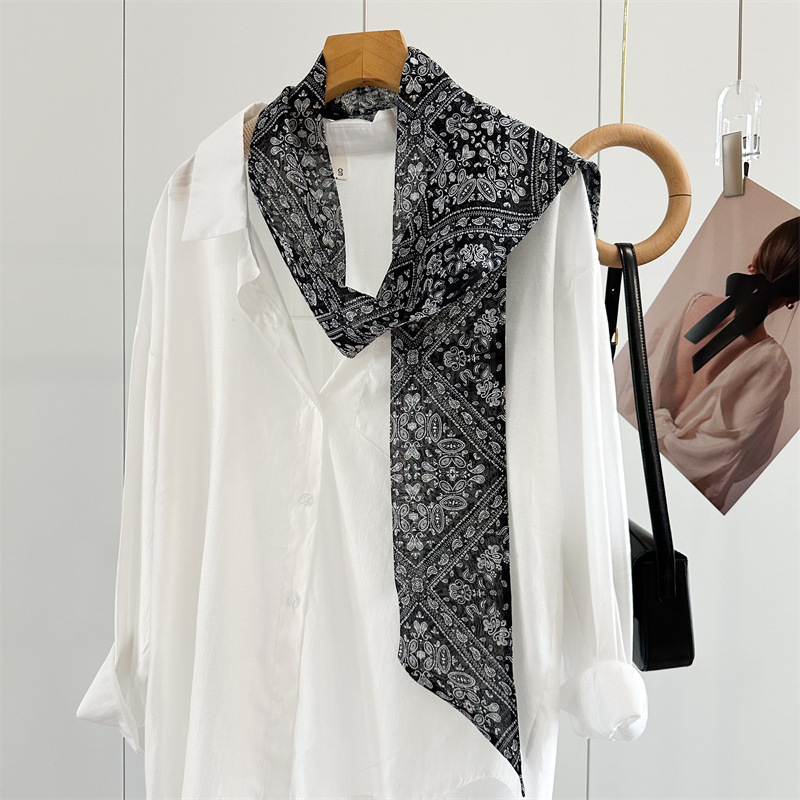 Sensación de alta gama de seda lunares pequeñas serpentinas mujeres verano nuevo todo fósforo de doble cara camisa de seda de morera bufanda bufanda