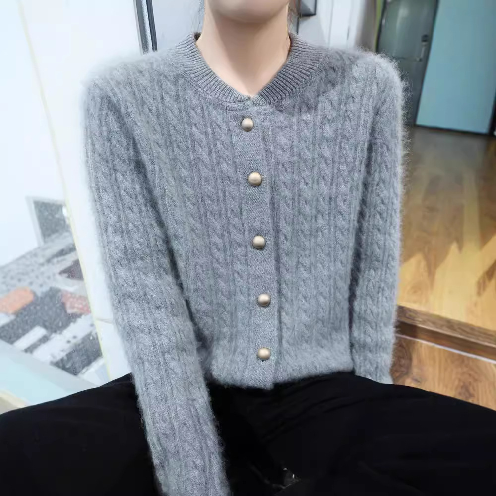 Demi-season woolen cardigan