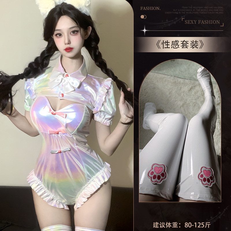 4208 suit + 8074 gray cat claw socks