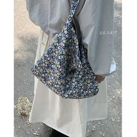孔孝真同款慵懒风小碎花帆布包夏季小清新日常出现逛街单肩托特包