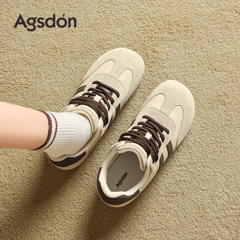 Zapatos de entrenamiento alemán de fondo grueso de Augu Shi Deng 2025 otoño nuevos zapatos casuales clásicos delgados zapatos blancos de moda