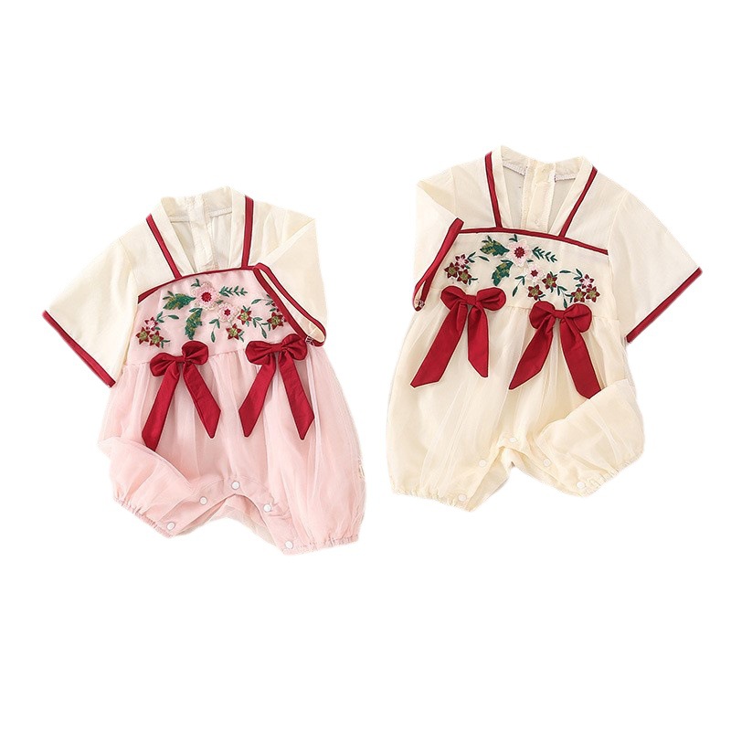Ropa de verano para bebés mono de estilo chino Delgado estilo occidental bebé niña hanfu un mes de edad cien días princesa cheongsam mameluco moda