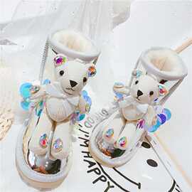 亲子款手工水钻小熊雪地靴女儿童卡通防水棉鞋加绒网红漆皮中筒靴