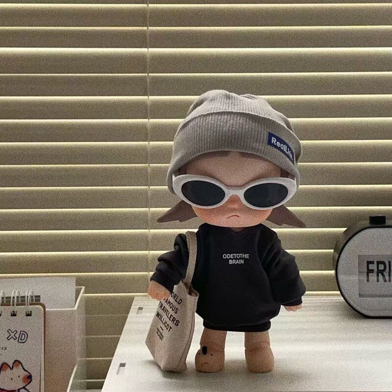 Cool Cool Sister Zsiga 1/8 Baby Clothes Gray Hat Cool Black Suit Cute Cartoon Doll Dress up Baby Clothes Replacement