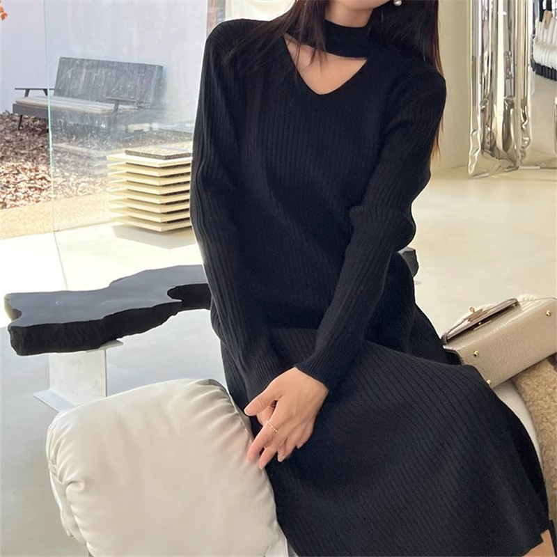 Strickkleid mit hängendem Ausschnitt für Damen im Herbst und Winter 2023, lockeres und langes knielanges Unterteil, gepaart mit Mantel, Pullover und Rock_voghion.com