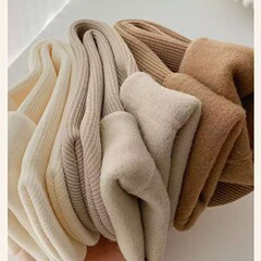 暖かい冬のスノーソックス、ベルベットの厚手のソックス、男性と女性のカップルの産後ソックス、ミッドカーフソックス、秋冬のフロアソックス