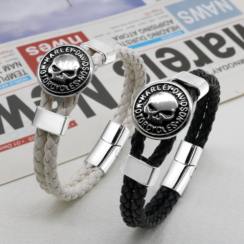 Cross-border hot fashion hand-woven bracelet ghost head accessories alloy buckle retro personalized men's leather bracelet Cross-border hot fashion hand-woven bracelet ghost head accessories alloy buckle retro personalized men's leather bracelet