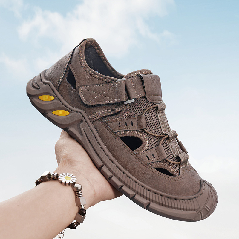 Sandalias transfronterizas Moda para hombres Baotou Jóvenes estudiantes Zapatos de playa Sandalias y zapatillas deportivas para hombres Zapatos de moda al por mayor