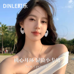 桃心耳环女2025新款爆款高级感海边度假风耳扣方圆脸民族风大耳圈