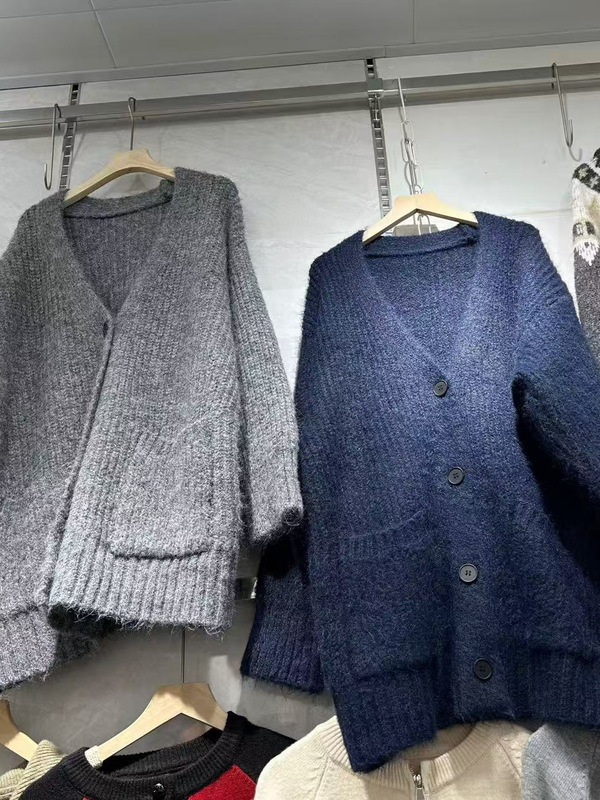 慵懒风V领毛衣外套女装秋冬新款跨境宽松简约休闲针织开衫外套女|undefined