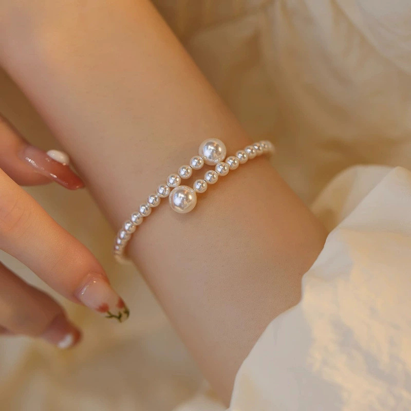 French Retro Pearl Bracelet Women's Light Luxury Ladies Elegant High-class Niche Design Simple All-match Fashion Bracelet