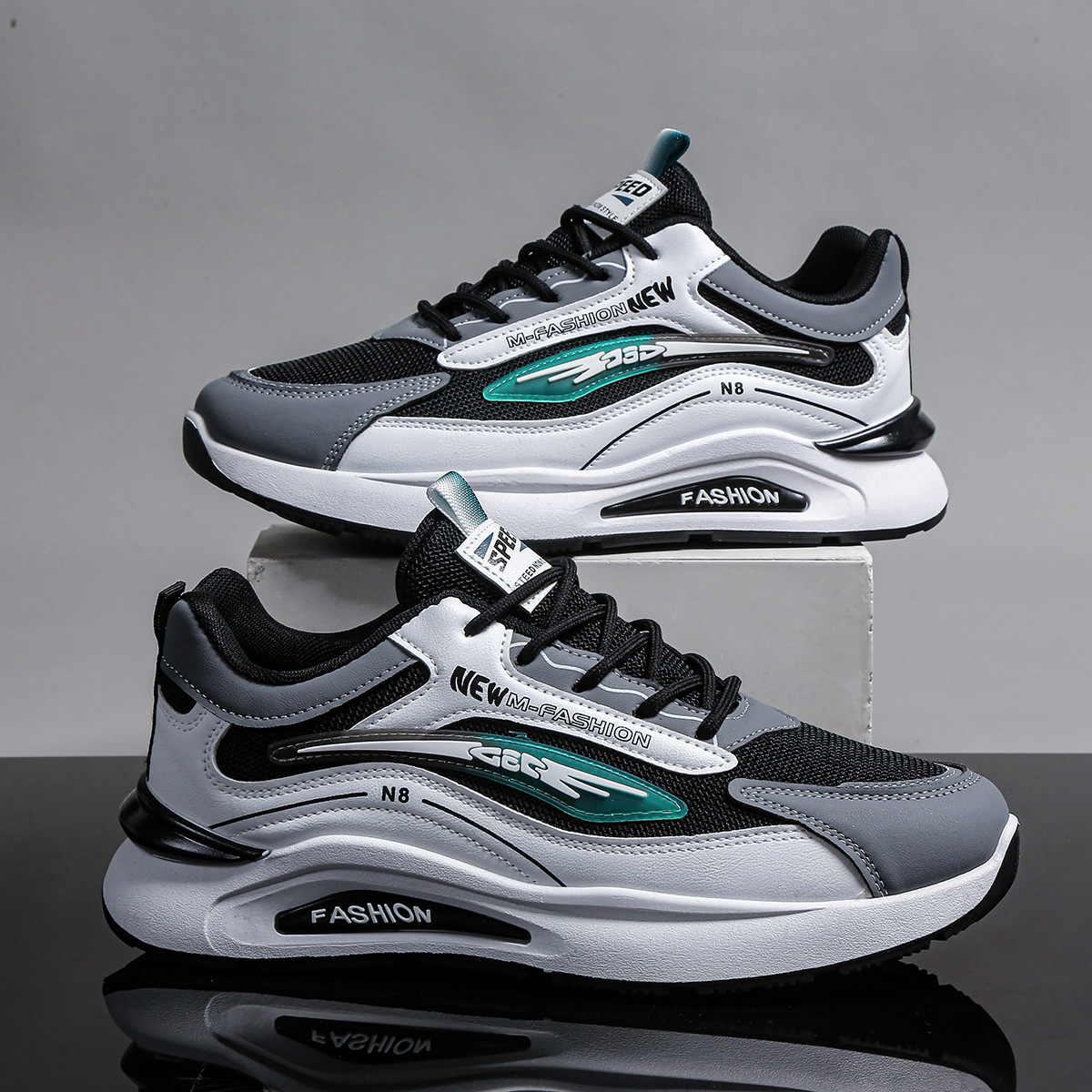 Otoño e invierno para hombres nuevos zapatos de papá de suela gruesa zapatos deportivos de malla modelos de pareja zapatillas de deporte de moda cabello de una pieza