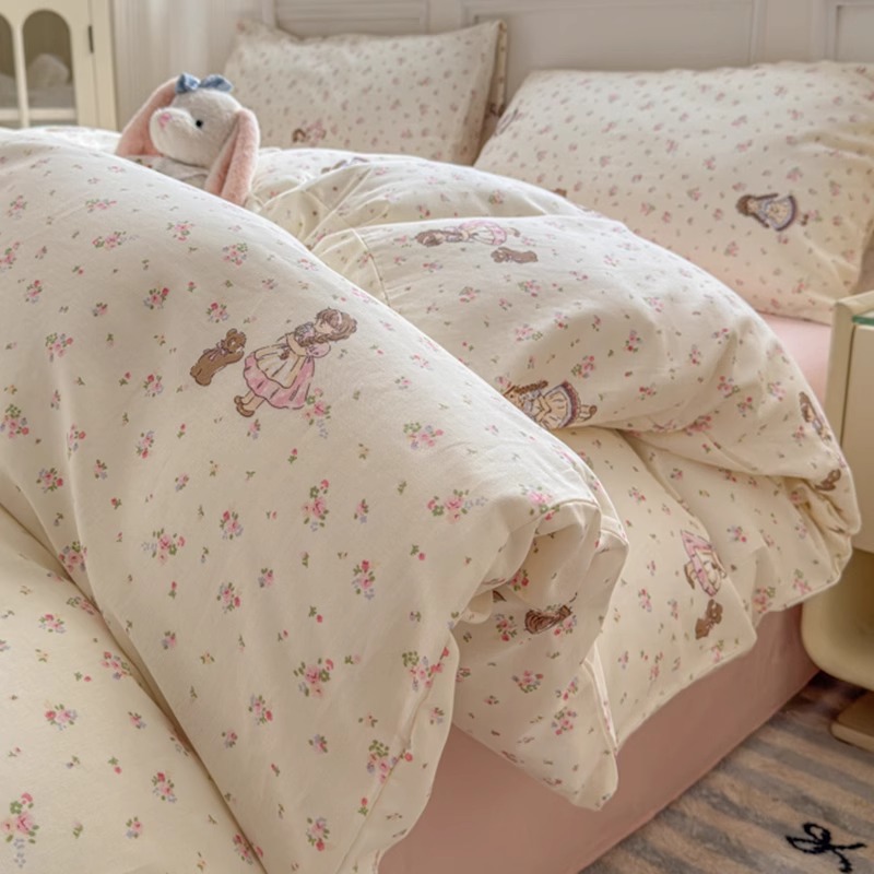 Cama de hilo de doble capa de algodón estilo ins Juego de cuatro piezas Funda de edredón de algodón puro para niños 2025 Nuevo juego de tres piezas de dormitorio de sábanas