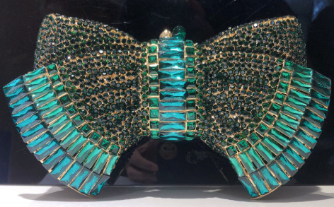Hardware verde / dorado