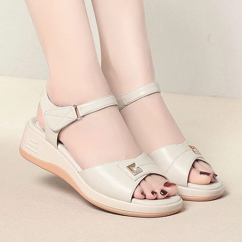 Летние дамы новые сандалии на каблуках на склонах на каблуке повседневные липучки женские туфли долгое время не устали