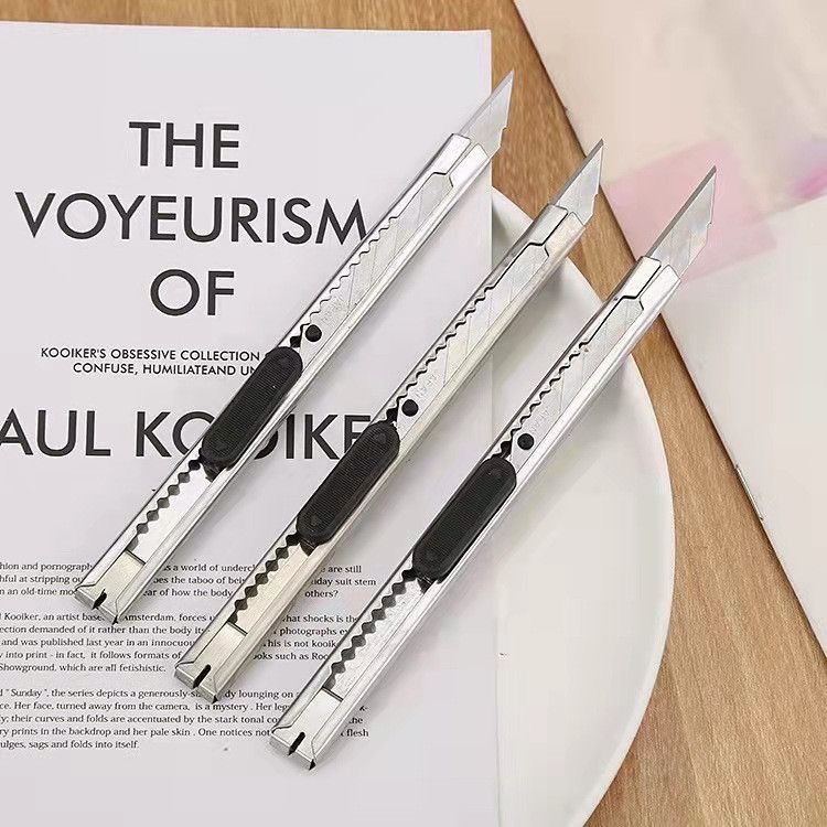 金属美工刀小号裁纸刀壁纸刀不锈钢考研刀手工拆快递包裹小刀加厚