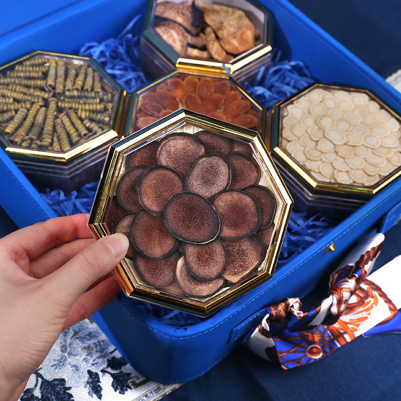 New Year's Gift Box with Five Combinations: American Ginseng, Iron Orchid, Tangerine Peel, Deer Horn, and Red Ginseng - A Perfect Gift for Health and Family