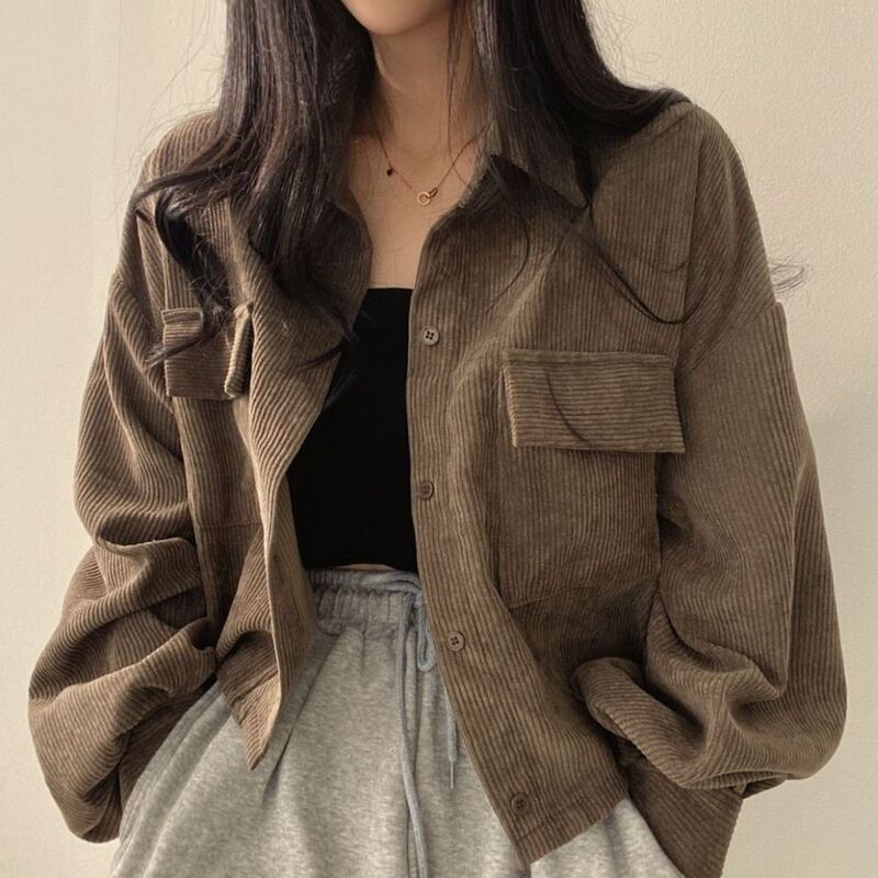 Simple and artistic retro corduroy double-pocket shirt jacket, autumn/winter 2026 new casual versatile jacket in Korean style Simple and artistic retro corduroy double-pocket shirt jacket, autumn/winter 2026 new casual versatile jacket in Korean style