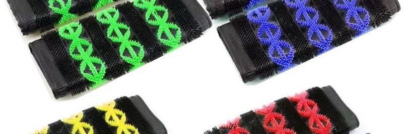 Motorcycle handlebar covers, suitable for electric vehicles, caterpillar design, non-slip rubber, thickened, waterproof, four-piece set, green, default option