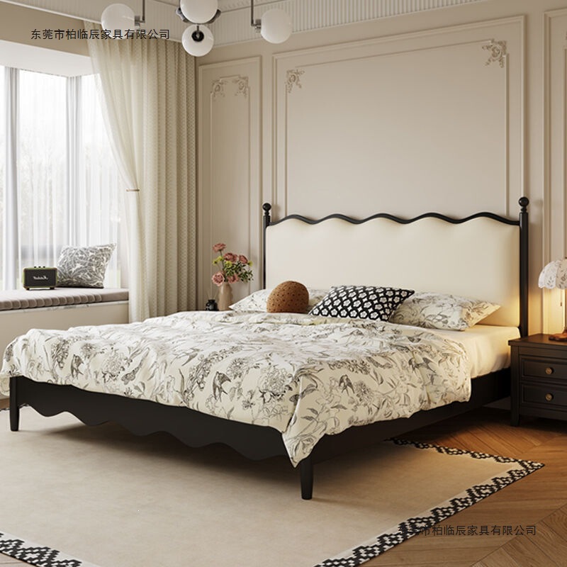 New Chinese-style solid wood bed, simple wave ripple design, master bedroom 1.5m double bed with soft headboard, vintage storage bed