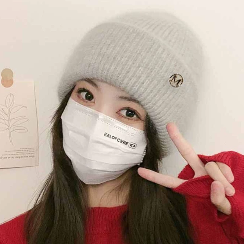 Keep warm demi-season woolen knitted hat