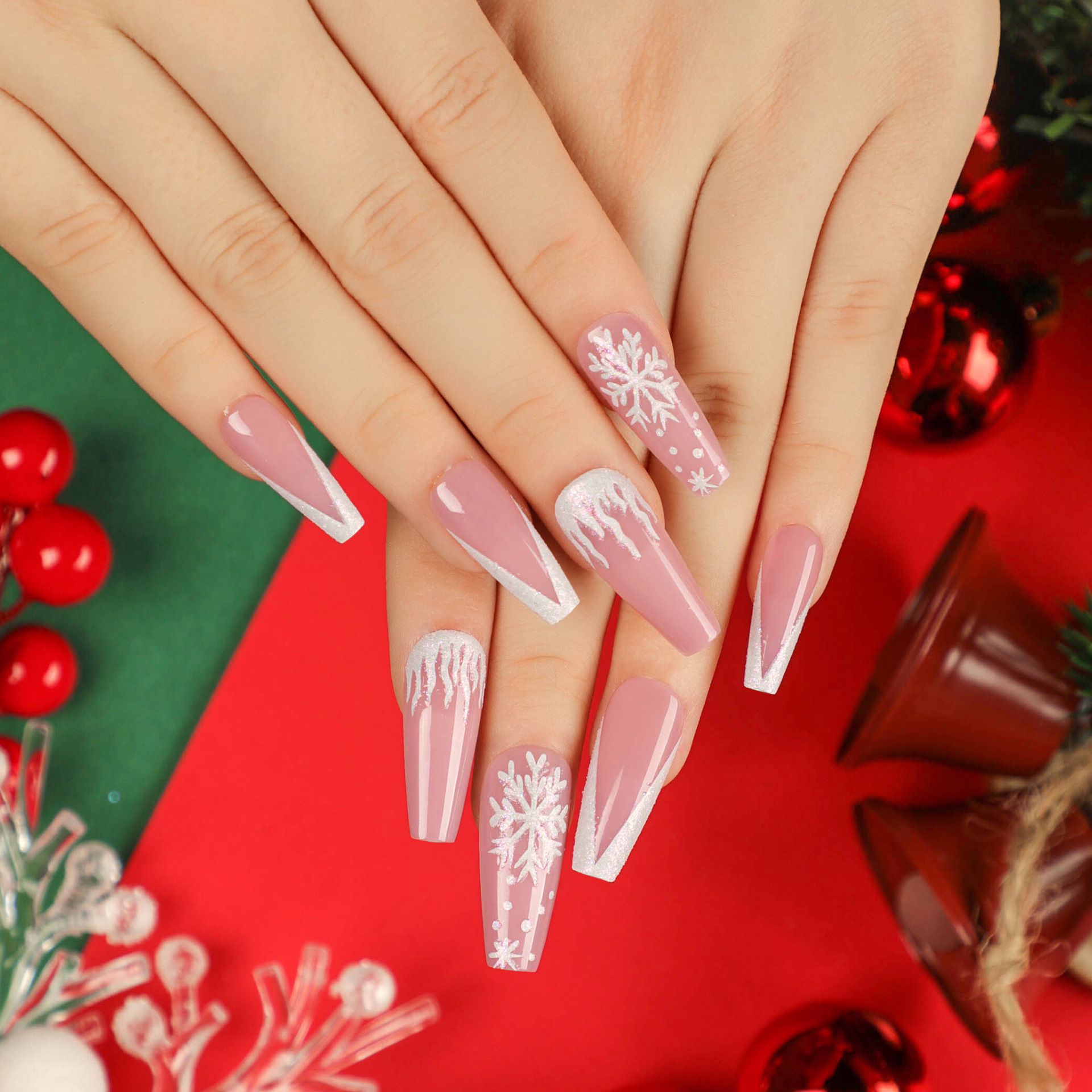 Christmas fake nails for manicure