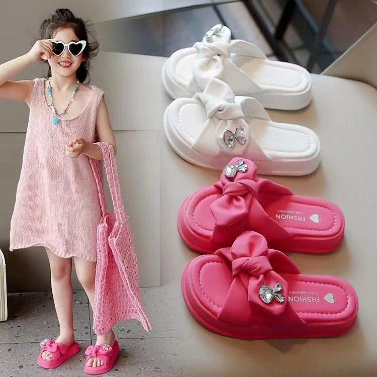 Модные летние шлепанцы для девочек 2025 года, новые пляжные сандалии-слипоны с бантом для маленьких принцесс