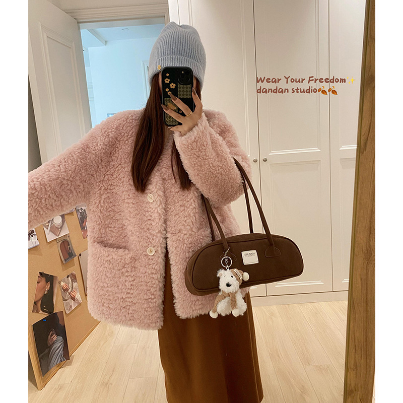 Winter Hokkaido 2025 Winter New Lamb Fur All-In-One Mid-Length V Neck Korean Style Short Fur for Women