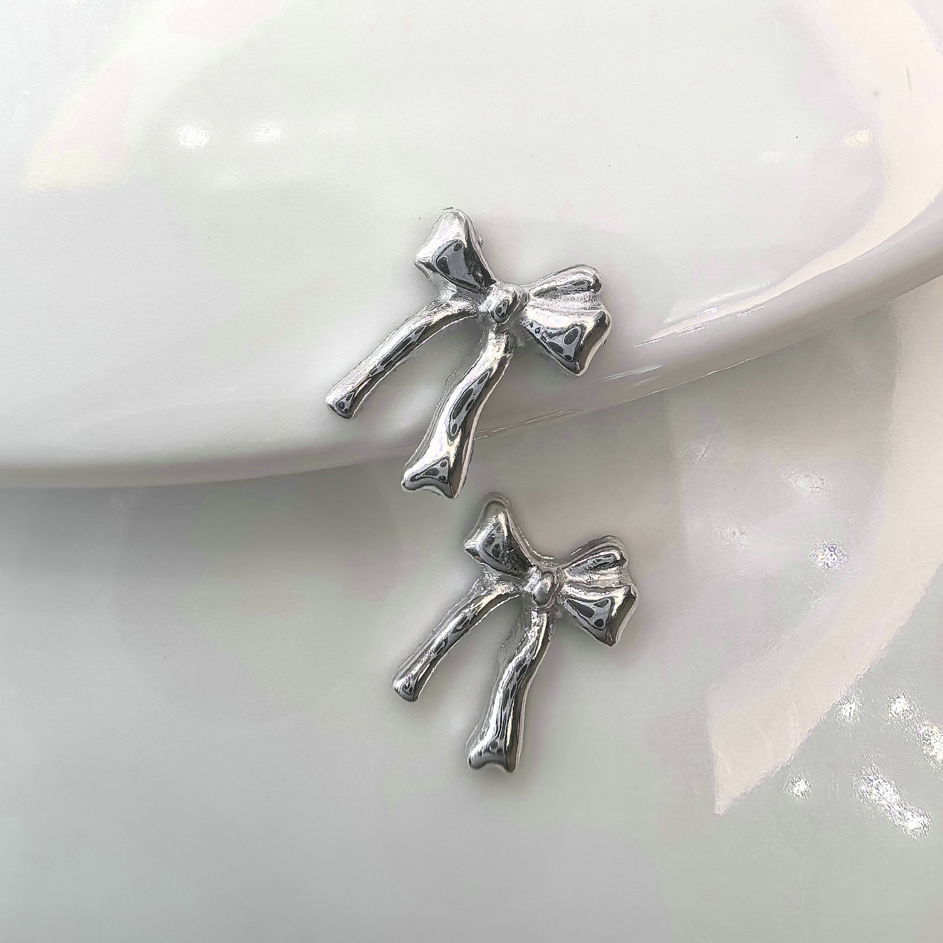 银色美甲饰品树脂配件 树脂饰品配件 饰品配件批发哪里有 00