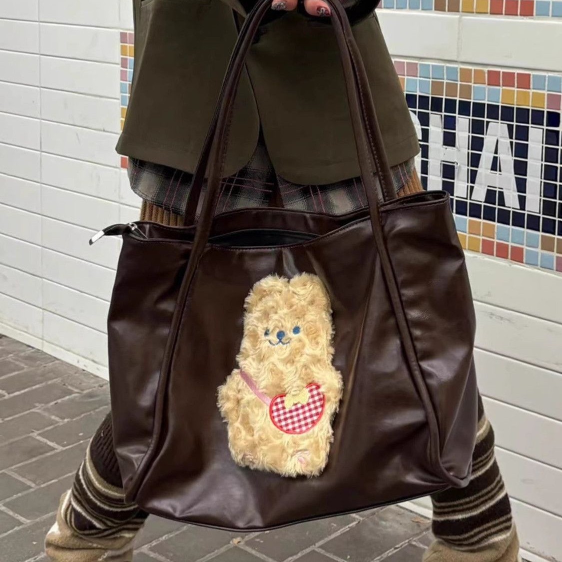 秋冬包包女通勤包托特小熊Y2K2025大容量单肩包新款可爱可爱松弛