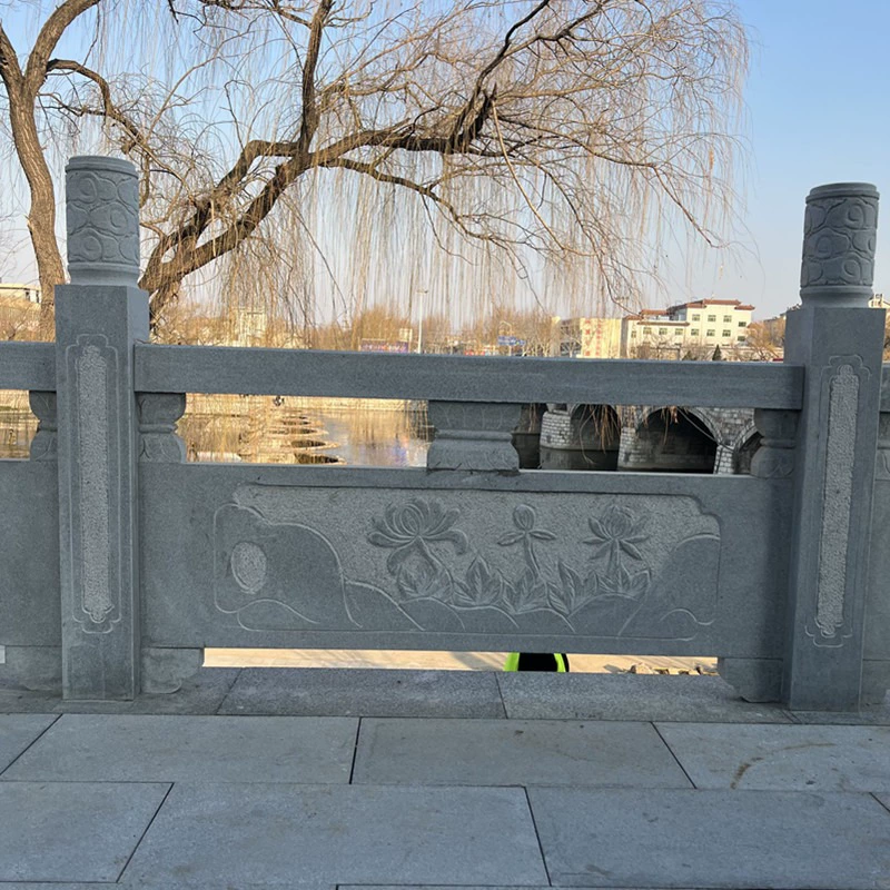 Каменная резьба по синему камню перила для внутреннего двора.